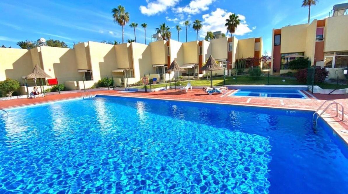 El Cortijo Bungallows Плая де лас Америкас Екстериор снимка